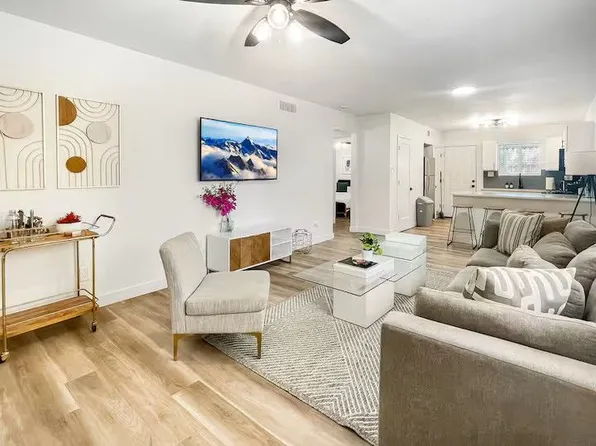 3219 N 67th Pl APT J, Scottsdale, AZ 85251