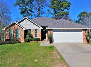 206 Hedge Hill Dr, Calhoun, LA 71225