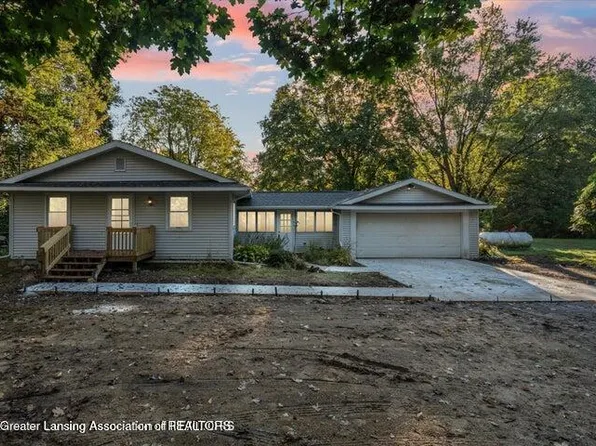 8645 Lansing Ave, Rives Junction, MI 49277