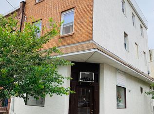 1600 S 6th St #2, Philadelphia, PA 19148