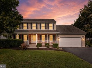 9903 Woodburn Ct, Fredericksburg, VA 22407