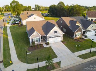 6501 Cambridge Dr, Harrisburg, NC 28075