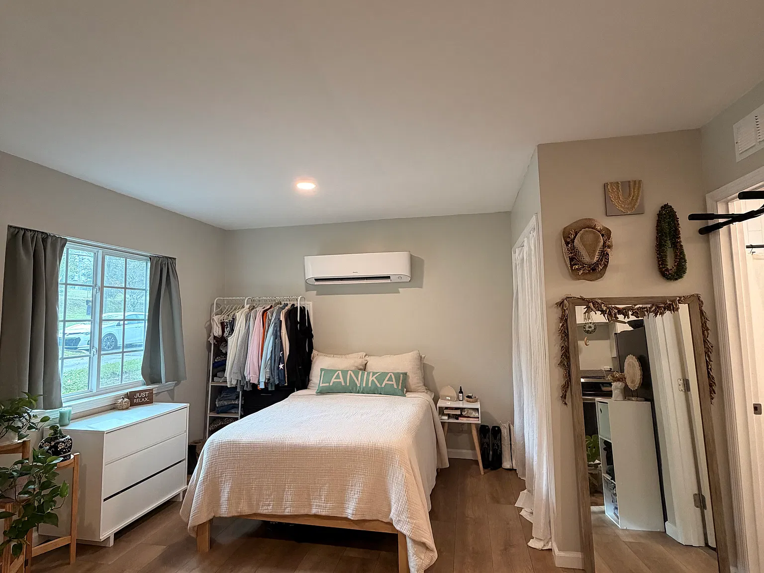 Studio, 400 sqft, $1,450 — Photo 2