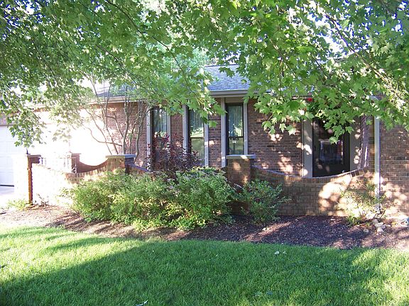 4th image of 3754 Windy Knoll Dr
