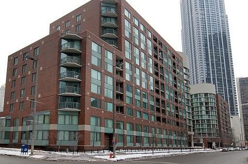 1st image of 440 N McClurg Ct APT 421