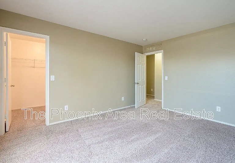 45992 W Dutchman Dr — Photo 45