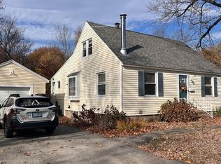 15 Elliot Park, Dover, NH 03820