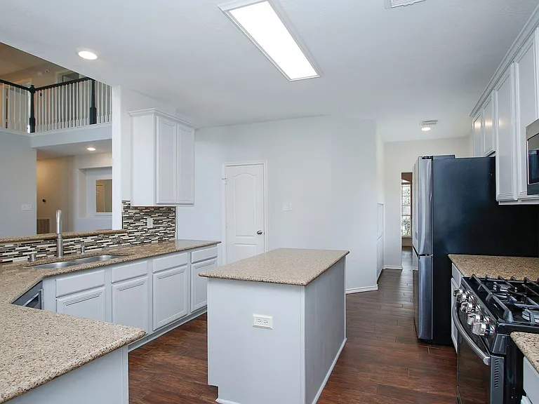 10314 Cliff Haven Ct — Photo 15