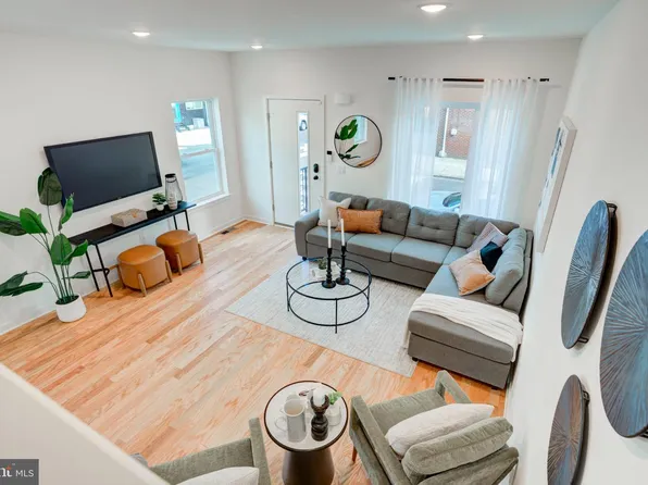 2480 Emerald St, Philadelphia, PA 19125