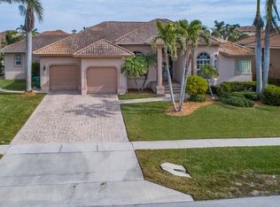 1221 Stone Ct, Marco Island, FL 34145
