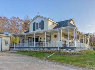 14419 Nichols Rd, Hebron, IL 60034