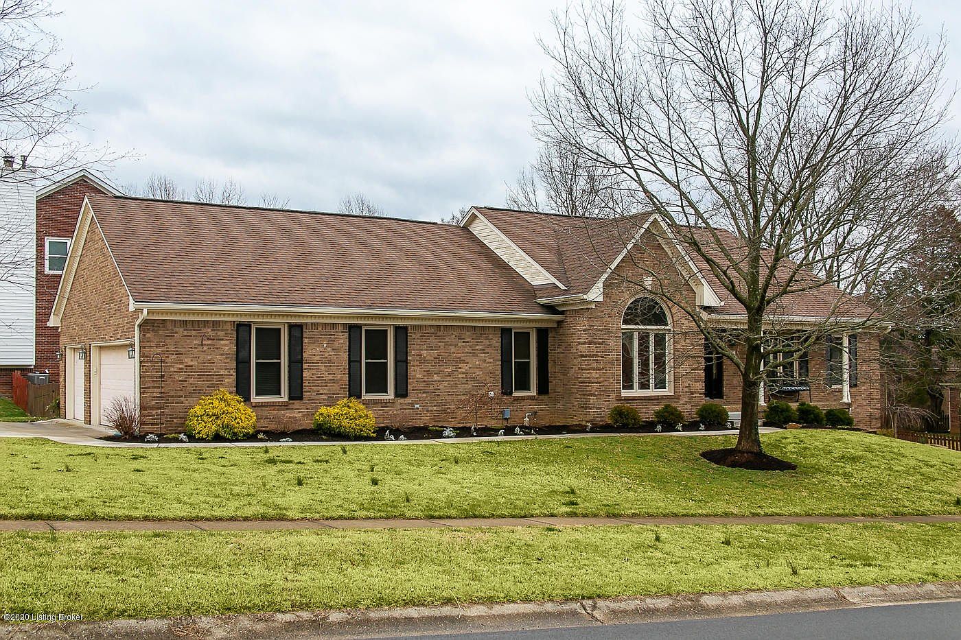 4115 Saratoga Woods Dr, Louisville, KY 40299 Zillow