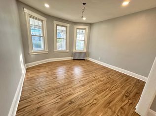 63 W 29th St FLOOR 1, Bayonne, NJ 07002