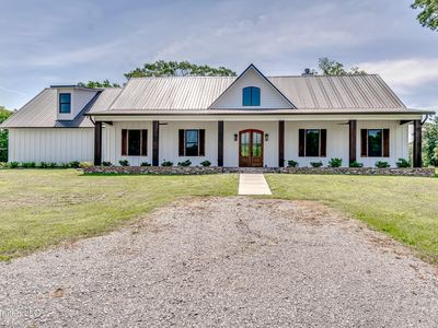 106 Horseshoe Ln, Flora, MS, 39071