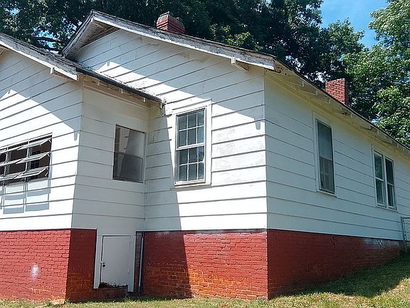 5th image of 28 Circle St
