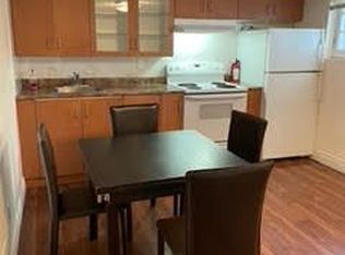 724 Eglinton Ave E, Toronto, ON M4G 2K7