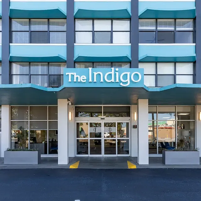 THE INDIGO APARTMENTS — Photo 1