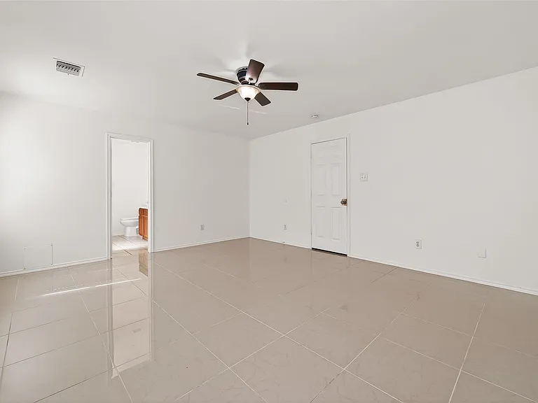 3807 Brook Garden Ln — Photo 23