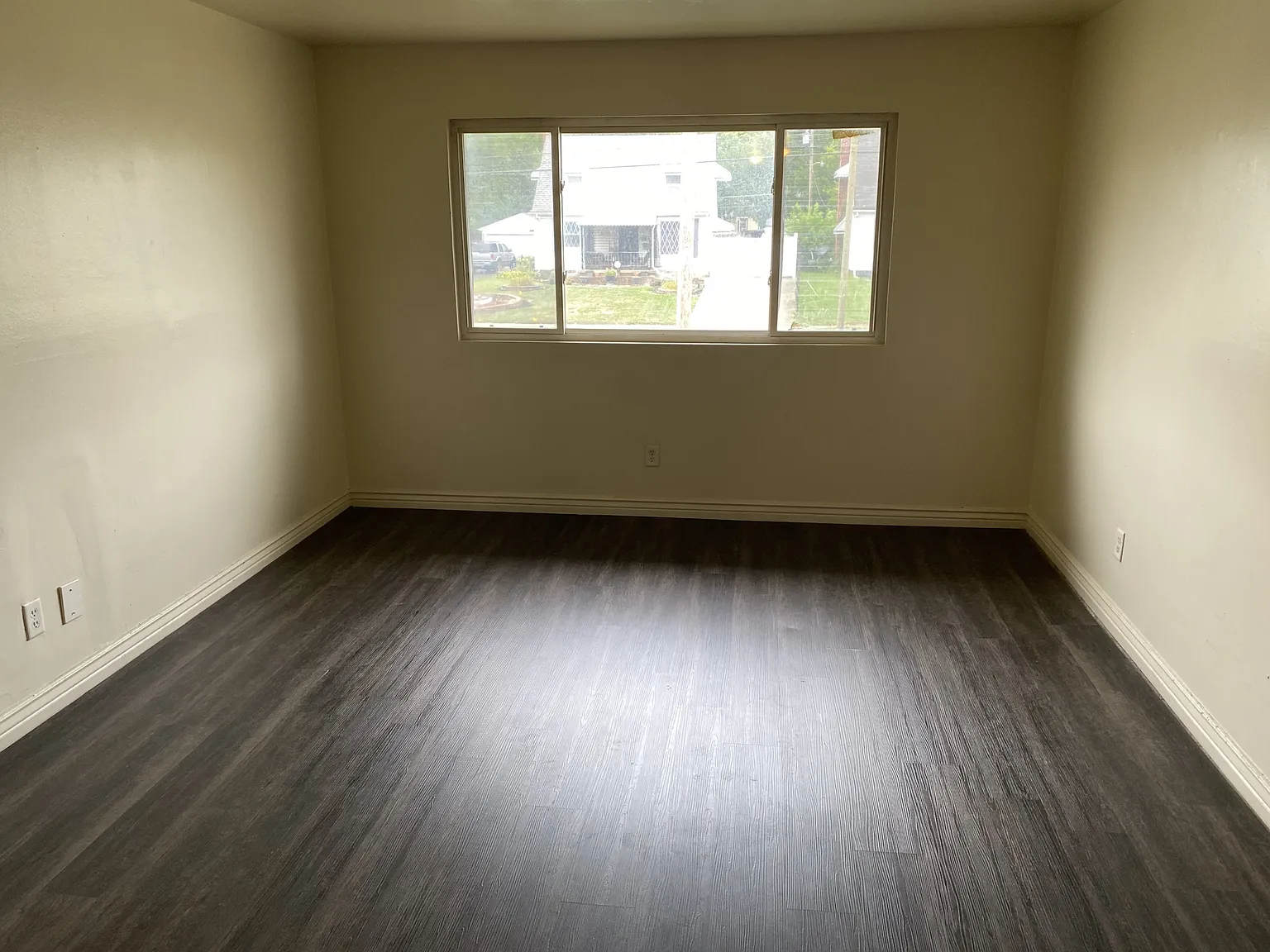 2173 W Mound St - Unit C — Photo 2