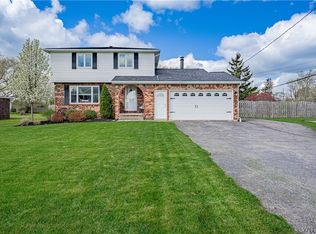 5204 Subbera Rd, Lockport, NY 14094