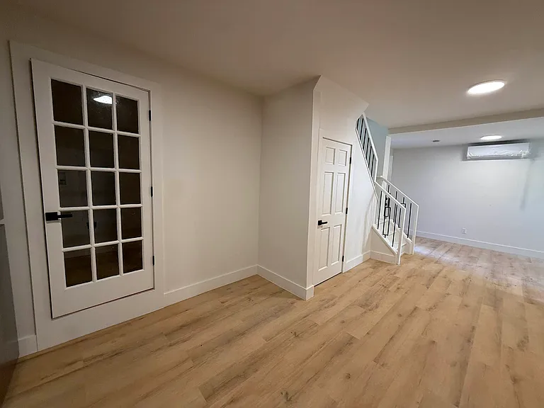 75 Stewart St #2 — Photo 4