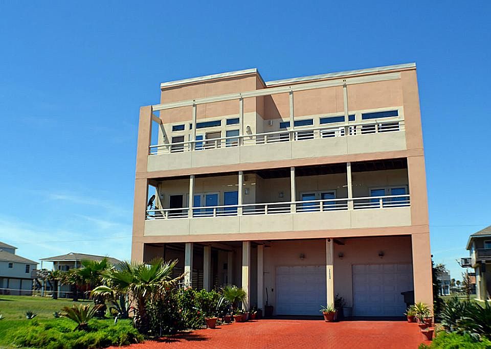 1st image of 23006 Verano Dr