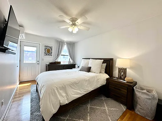 Rented by Oxford Property Group | media 43