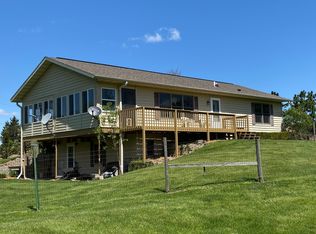 12066 Frog Pond Rd, Fenton, IL 61251