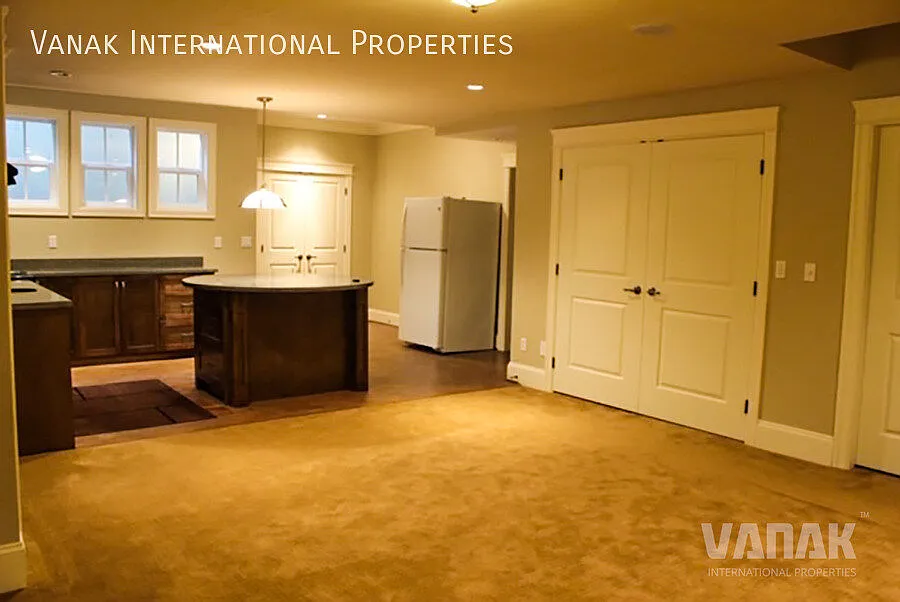 Spacious 2-Bedroom Basement Suite in Canyon Height — Photo 3