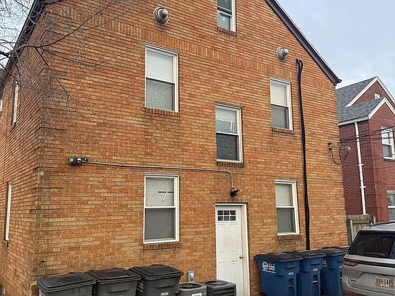 2nd image of 3430 Douglas Rd