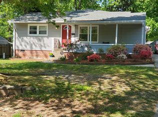 2715 Rockwood Rd, Greensboro, NC 27408