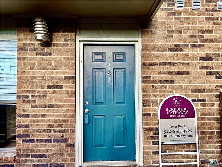 2018 W Rundberg Ln #6A — Photo 3