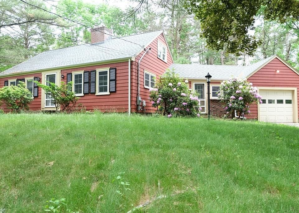 1st image of 1 Randall Farm Dr