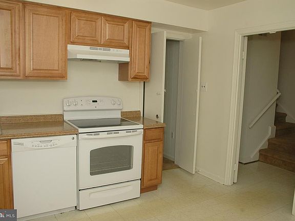 4th image of 3726 Persimmon Cir