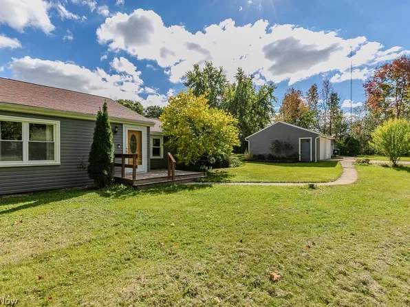 14615 Sperry Rd, Newbury, OH 44065