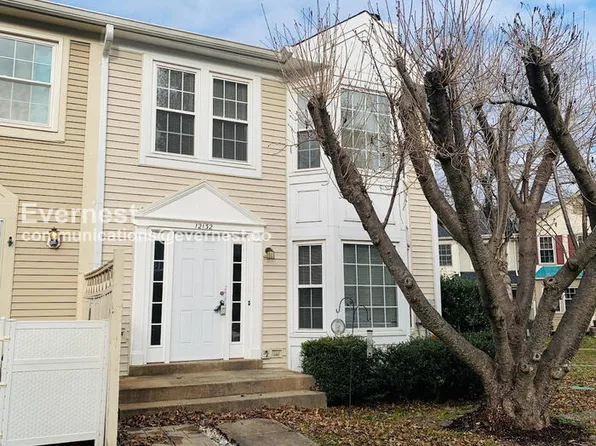 12132 Salemtown Dr, Woodbridge, VA 22192