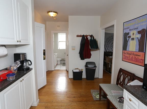 4th image of 3823 N Greenview Ave APT 03W