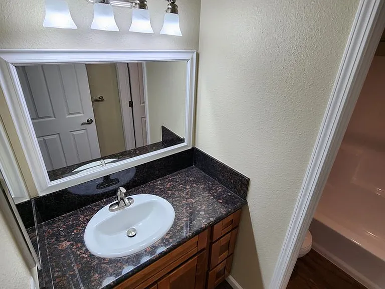 Carmel Woods Apartments — Photo 54