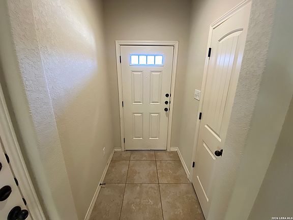 2nd image of 6870 Lakeview Dr