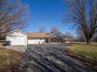 9601 NE 112th St, Kansas City, MO 64157