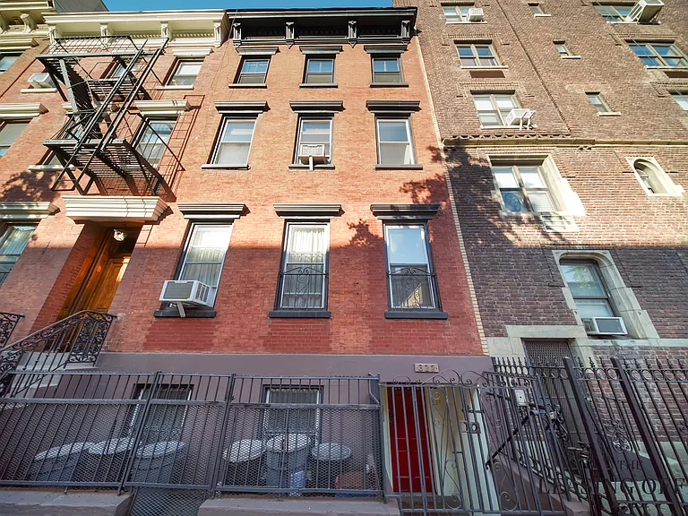 327 W 18th St #3 — Photo 11