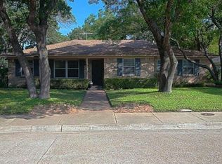 8311 Baumgarten Dr, Dallas, TX 75228