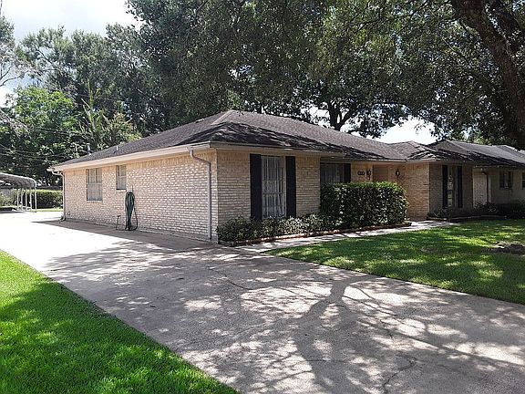 2nd image of 3150 Westmont Dr