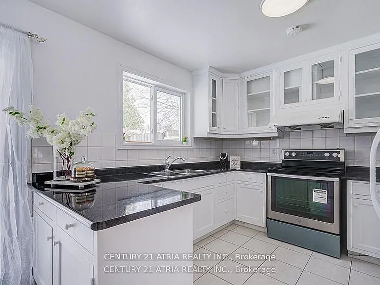154 Freshmeadow Dr — Photo 13