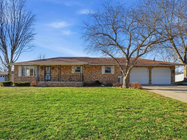 228 N Pleasant Hill Ave, New Hampton, IA 50659