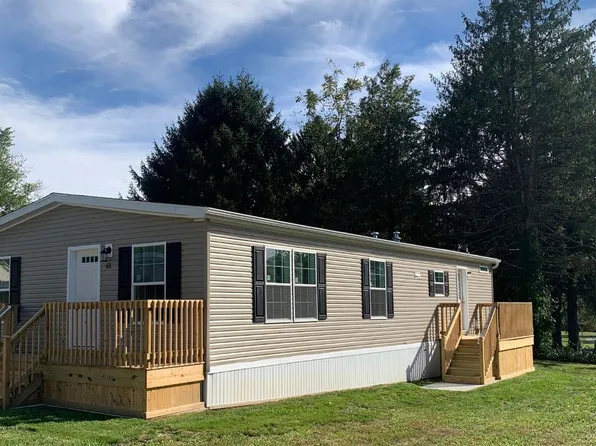 43 Evergreen Ln, Halifax, PA 17032
