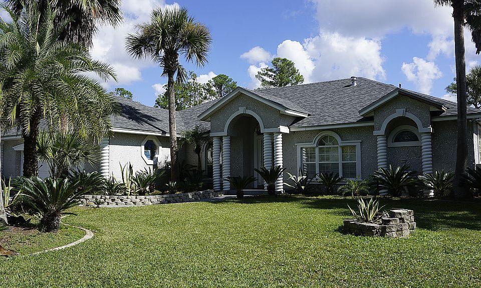 1st image of 16979 Elsinore Dr
