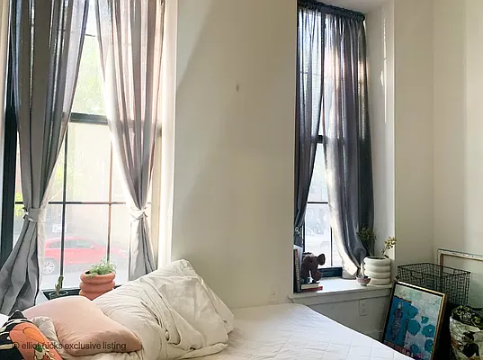 Rented by Massada Home Sales Inc | media 7