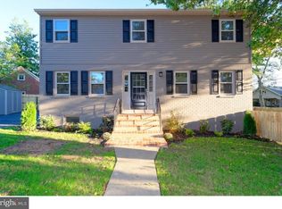 467 Burmont Rd, Drexel Hill, PA 19026