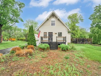 1379 Mapleton Avenue, Suffield, CT, 06078